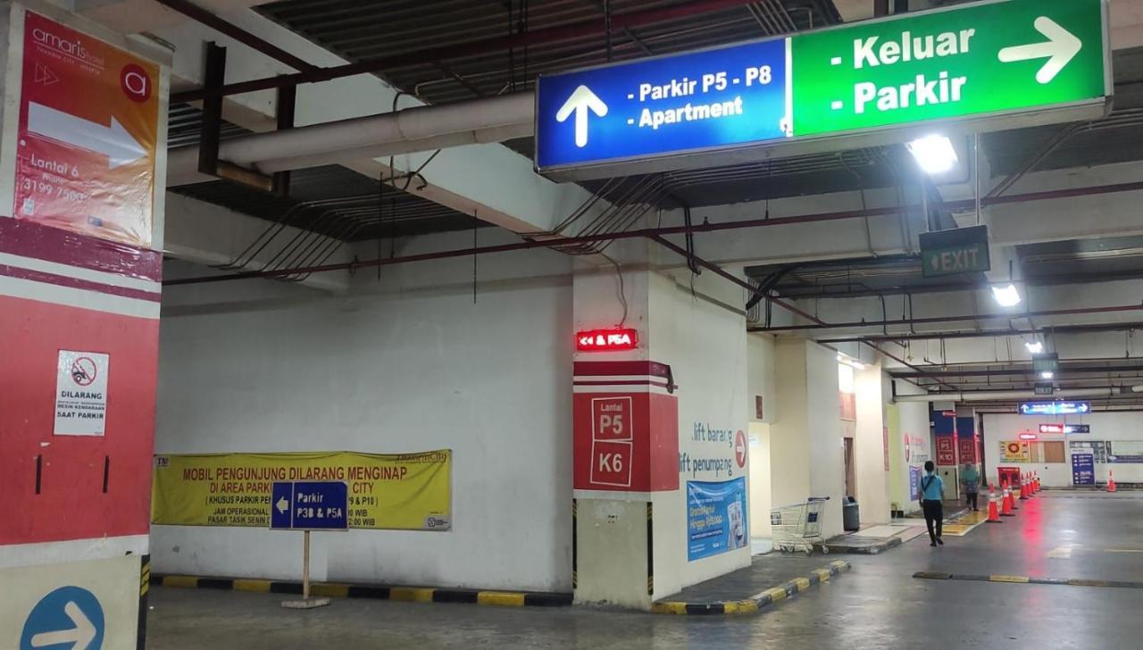 Amaris Hotel Thamrin City Jacarta Exterior foto
