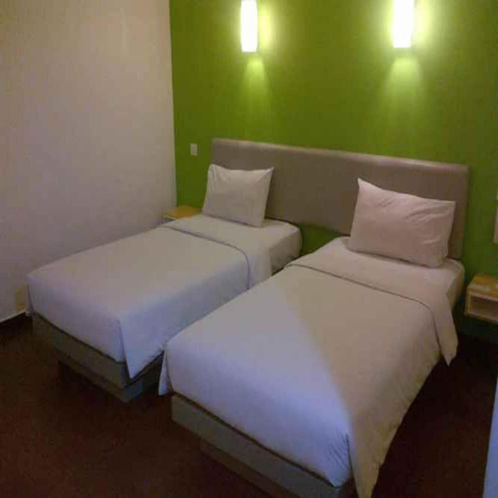 Amaris Hotel Thamrin City Jacarta Exterior foto